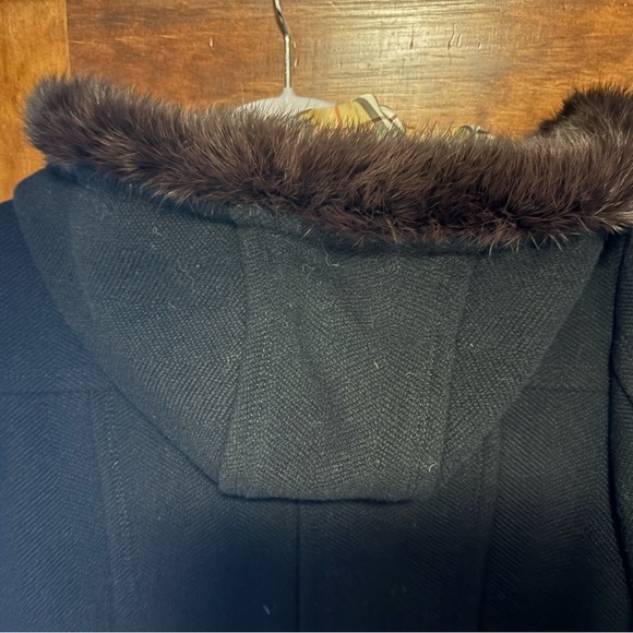 Burberry Black Trench Coat with Fur Collar - Picture 4 of 4